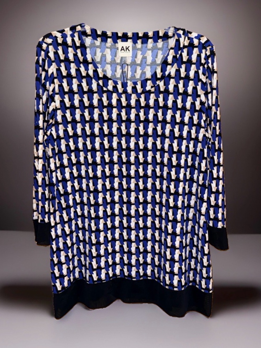 Nwt Anne Klein Cobalt Blue, Black, and White Geometric Long Sleeve Top-M